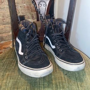 Original Vans MTE sneakers